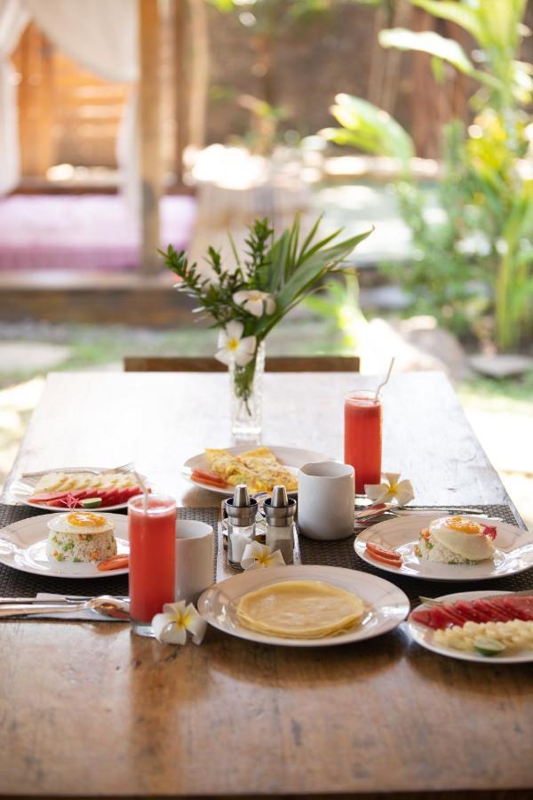 Villa Bhuvana With Private Swimming Pool Gili Trawangan Luaran gambar