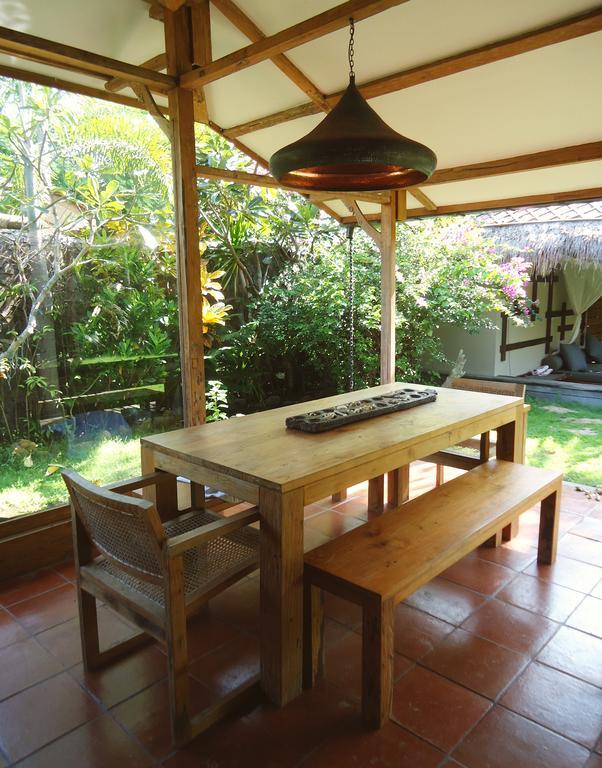 Villa Bhuvana With Private Swimming Pool Gili Trawangan Luaran gambar