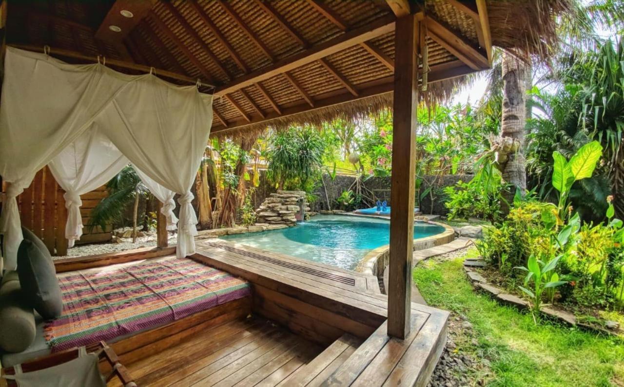 Villa Bhuvana With Private Swimming Pool Gili Trawangan Luaran gambar